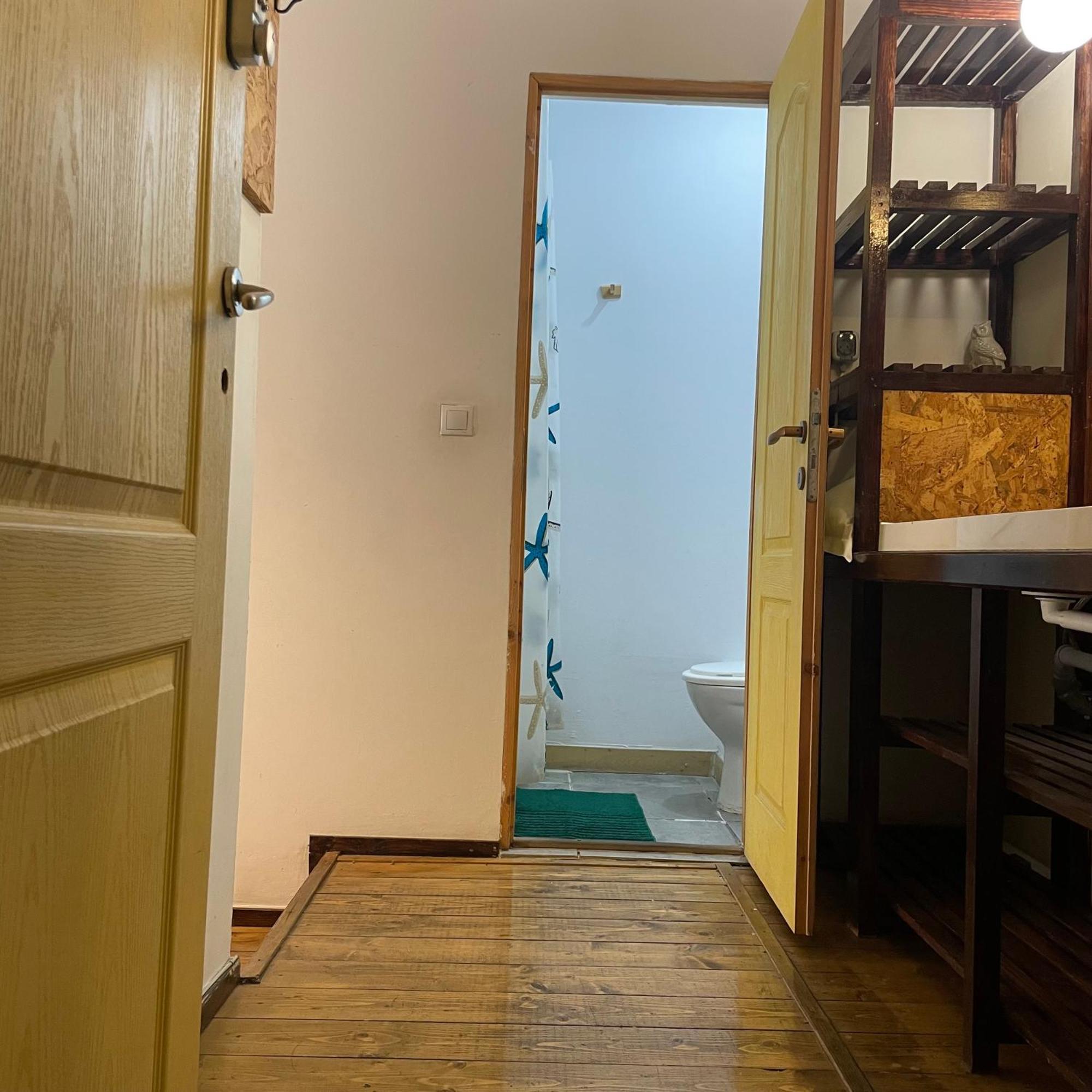 הוסטל Victoria Poshtel בוקרשט מראה חיצוני תמונה