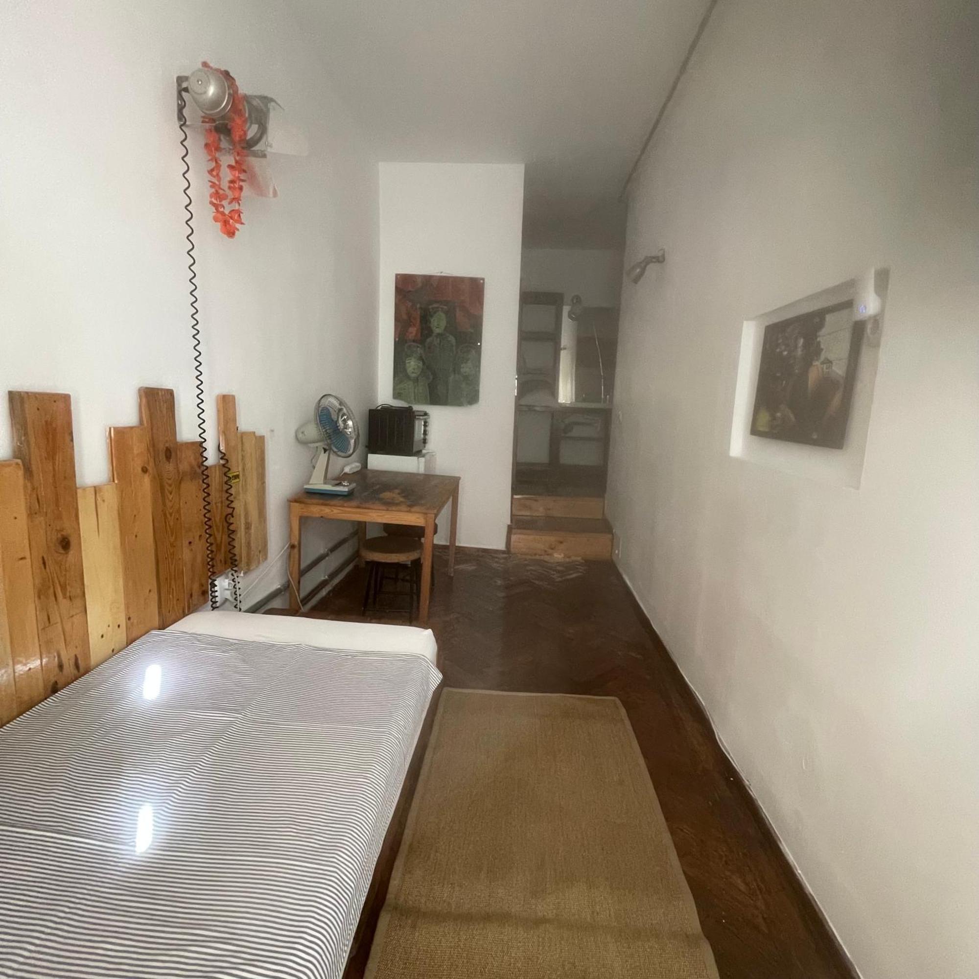הוסטל Victoria Poshtel בוקרשט מראה חיצוני תמונה