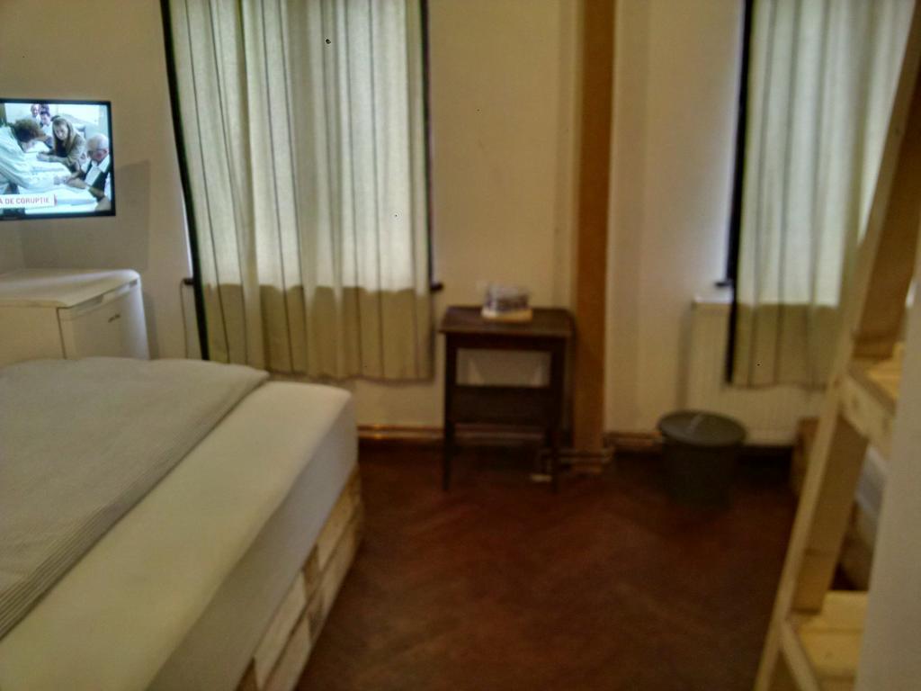 הוסטל Victoria Poshtel בוקרשט מראה חיצוני תמונה