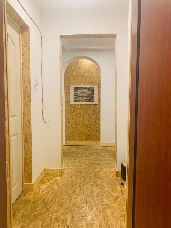 הוסטל Victoria Poshtel בוקרשט מראה חיצוני תמונה